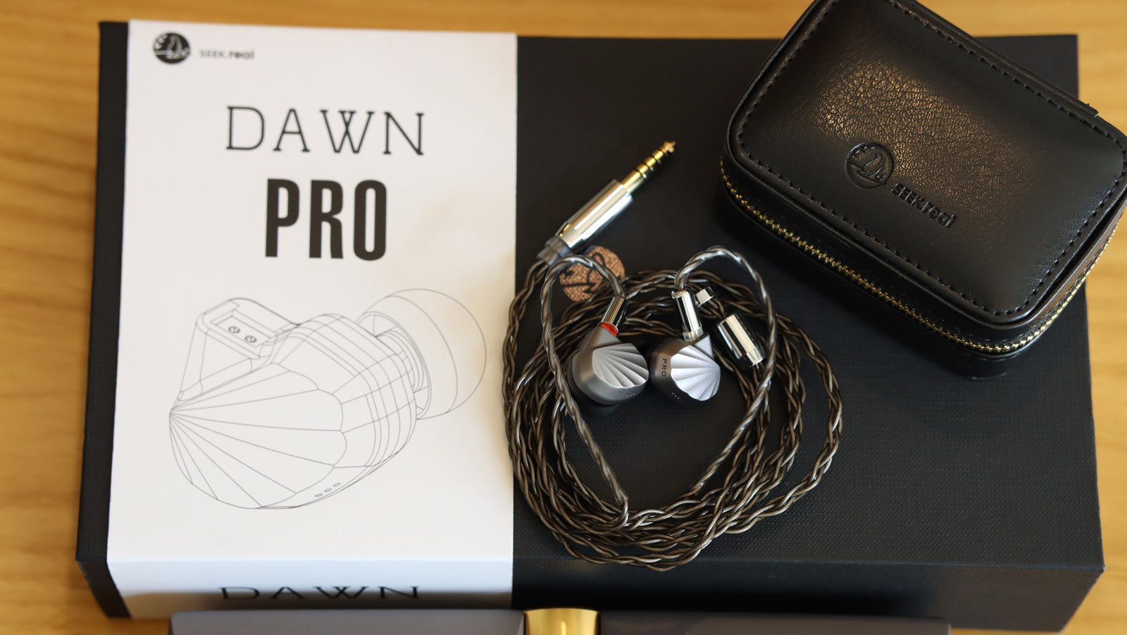 SeekReal Dawn Pro 10mm*14mm Square Planar Driver +BA Hybrid